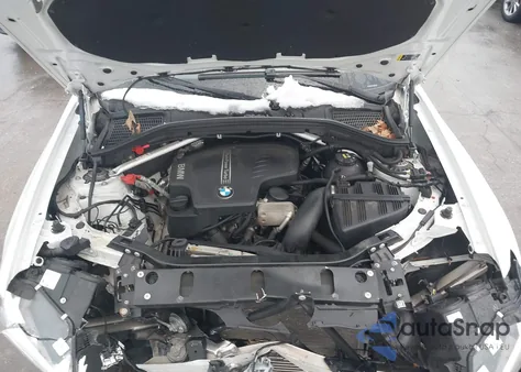 2017 BMW X3 xDrive28I z USA, uszkodzony, nr VIN 5UXWX9C33H0T23968